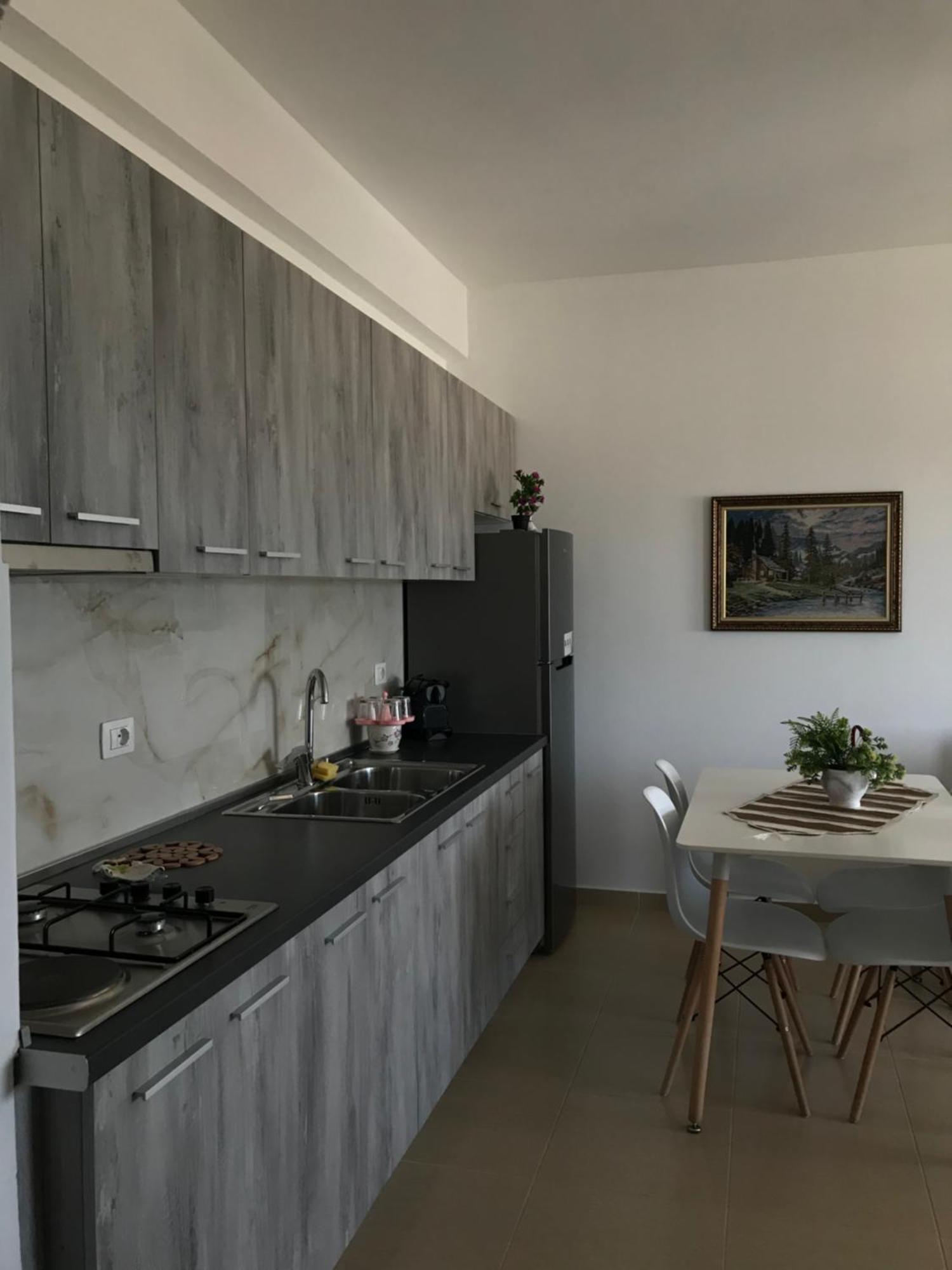 Corazon Guest House Vlorë エクステリア 写真