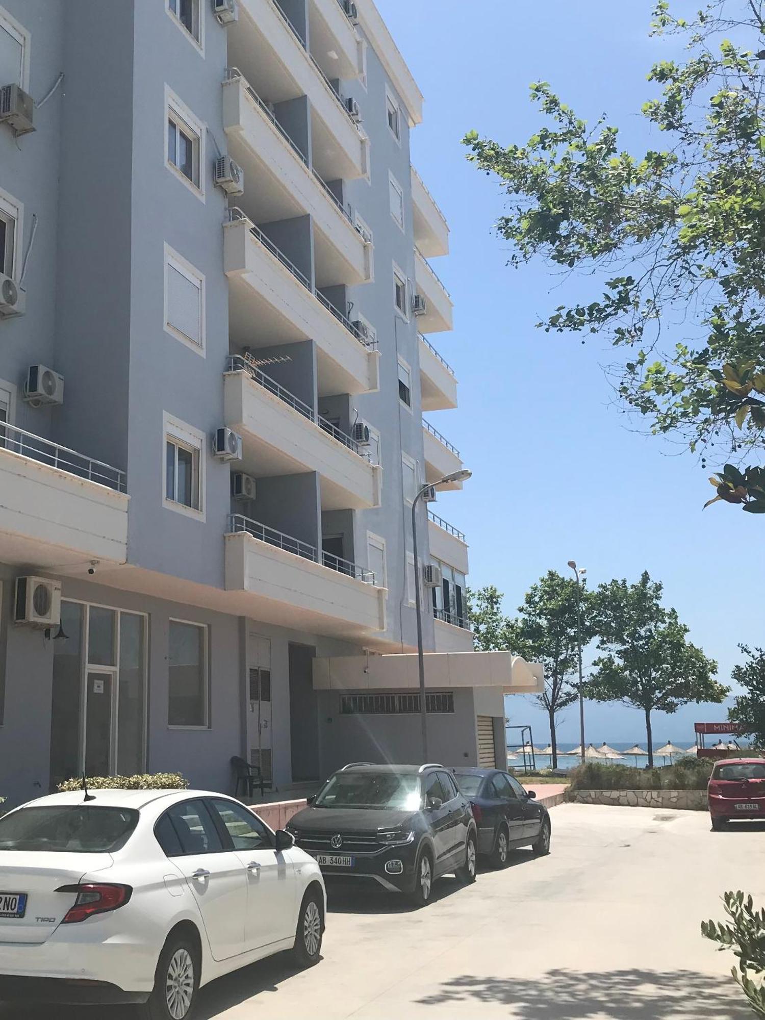 Corazon Guest House Vlorë エクステリア 写真